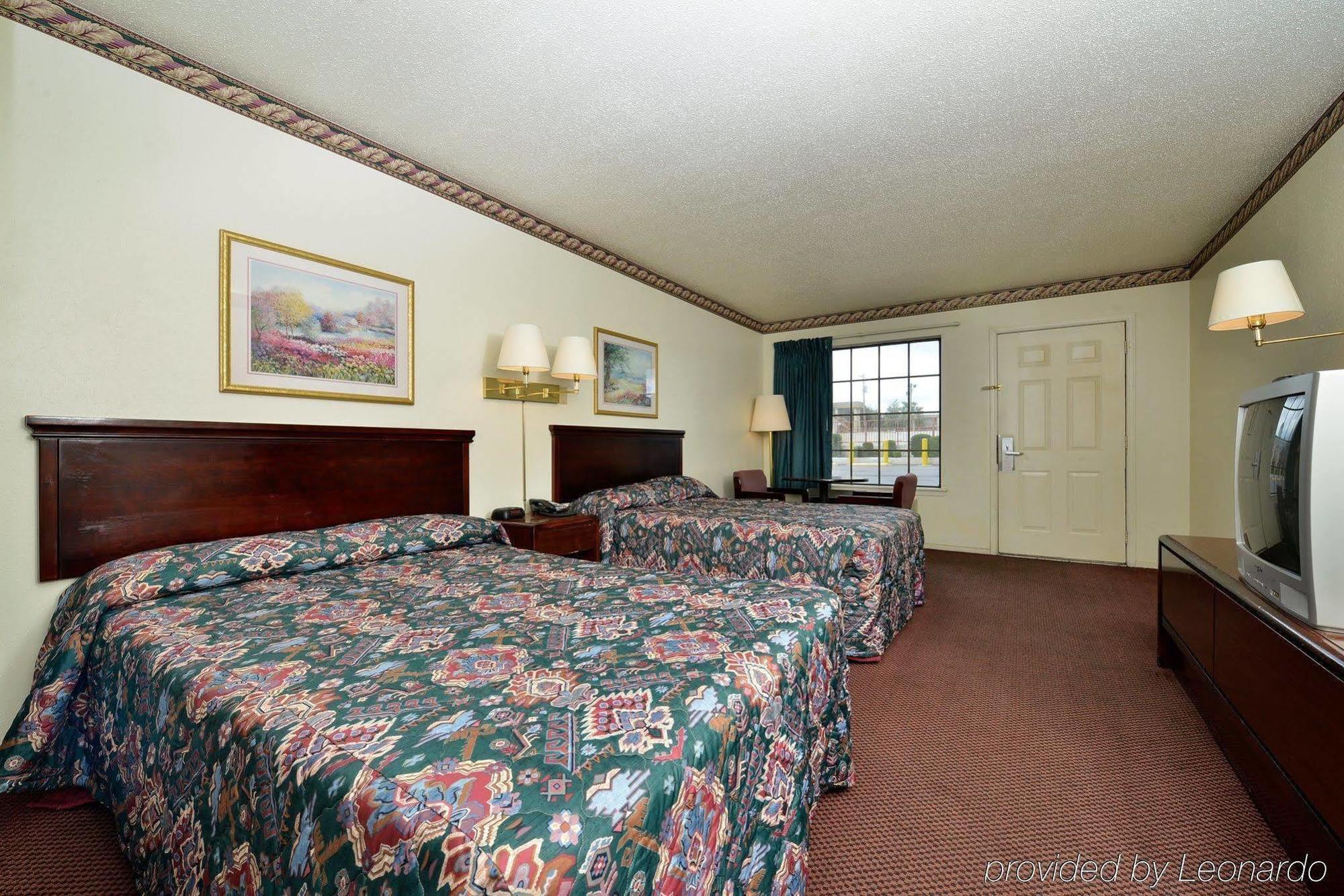 Americas Best Value Inn & Suites Russellville Exterior foto